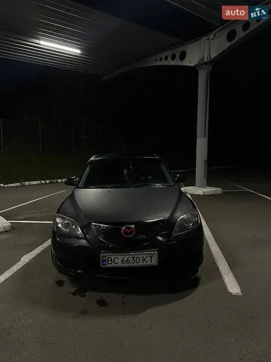 Mazda 3 2004 photo 2
