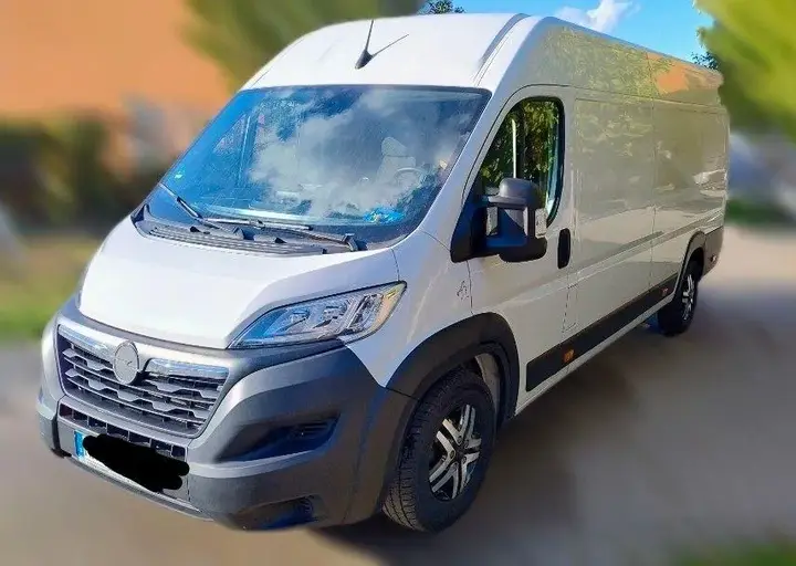 Opel Movano
