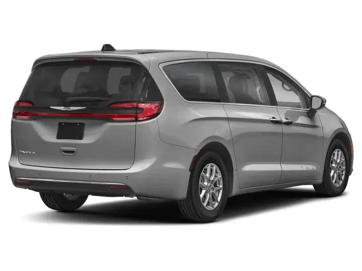 Chrysler Pacifica 2023 photo 2