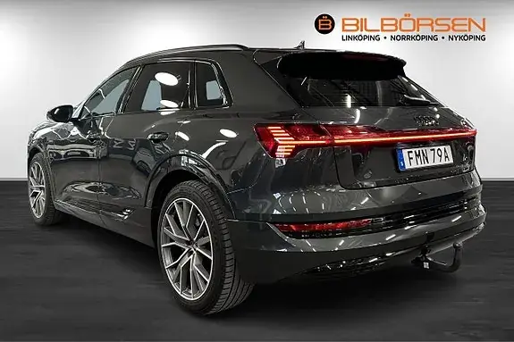 Audi E-Tron 2021 photo 5