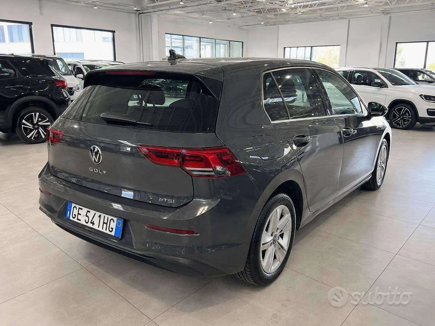 Volkswagen Golf 8 2021 photo 3