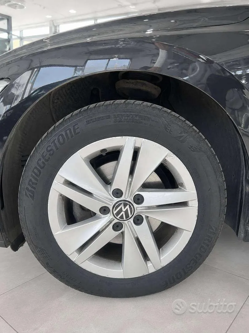 Volkswagen Golf 8 2021 photo 5