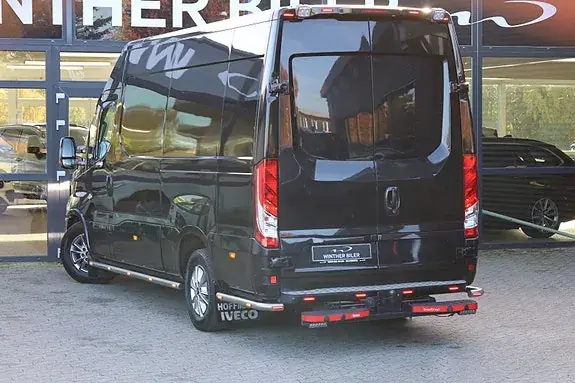 Iveco Daily 2022 photo 3