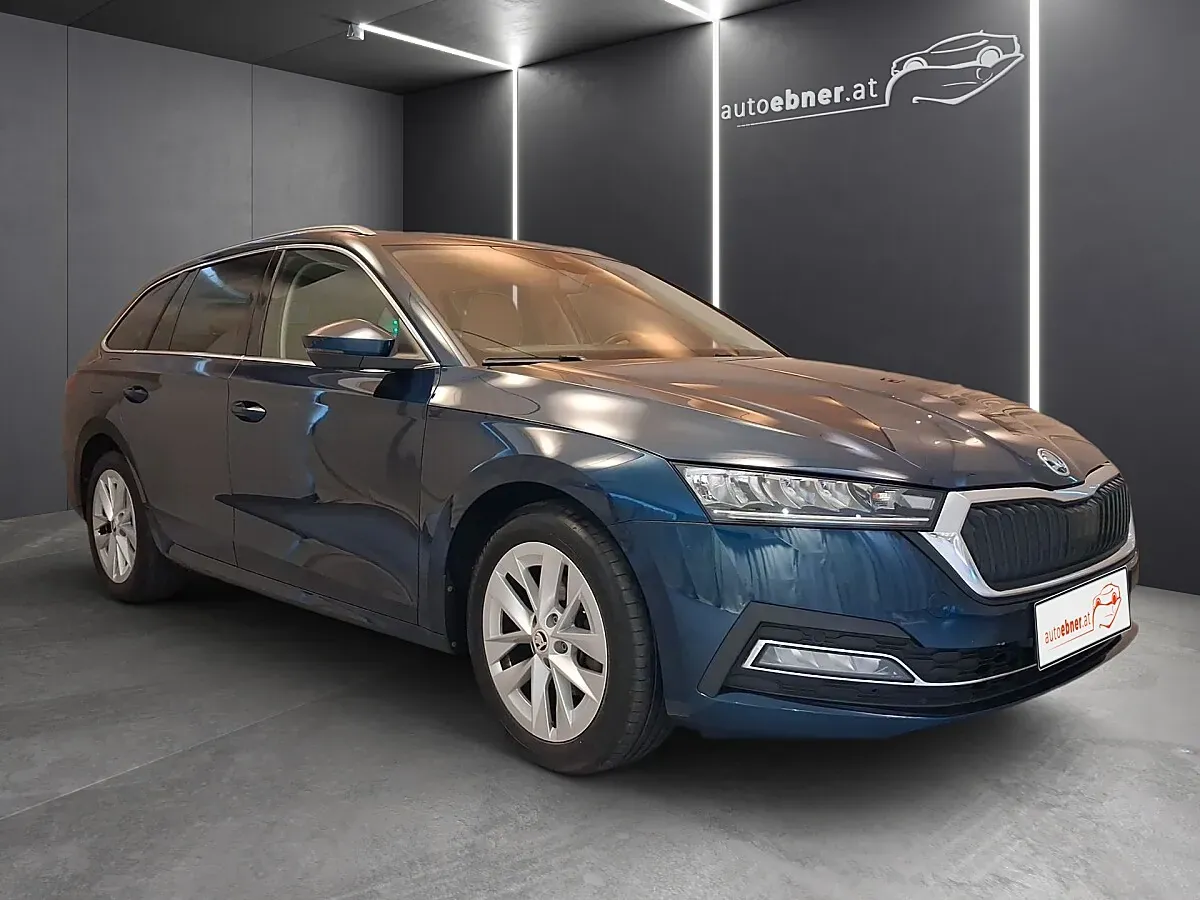 Skoda Octavia 2024 photo 3