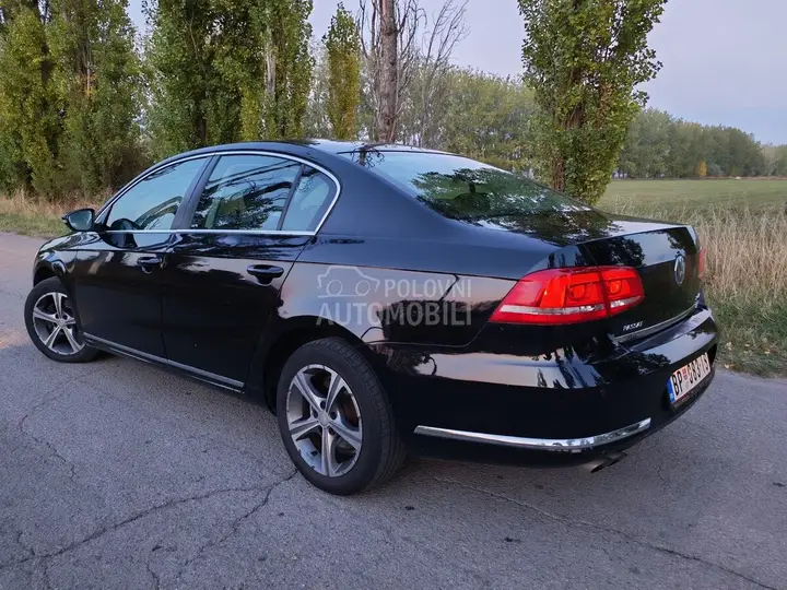 Volkswagen Passat B7 2011 photo 4