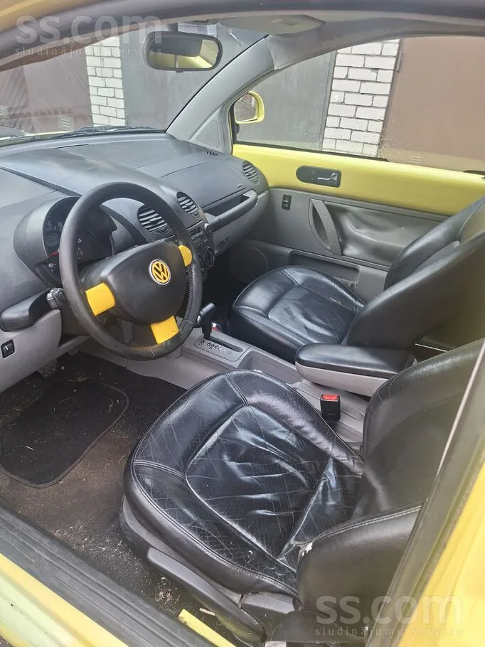 Volkswagen Beetle 2000 photo 5