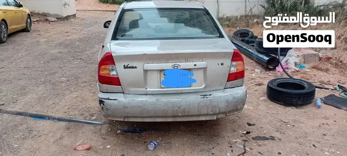 Hyundai Verna 2004 photo 2