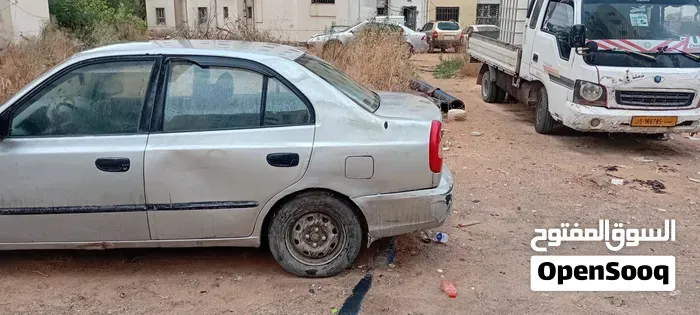 Hyundai Verna 2004 photo 4