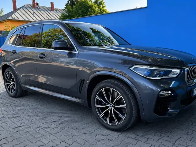 BMW X5 2020 photo 2