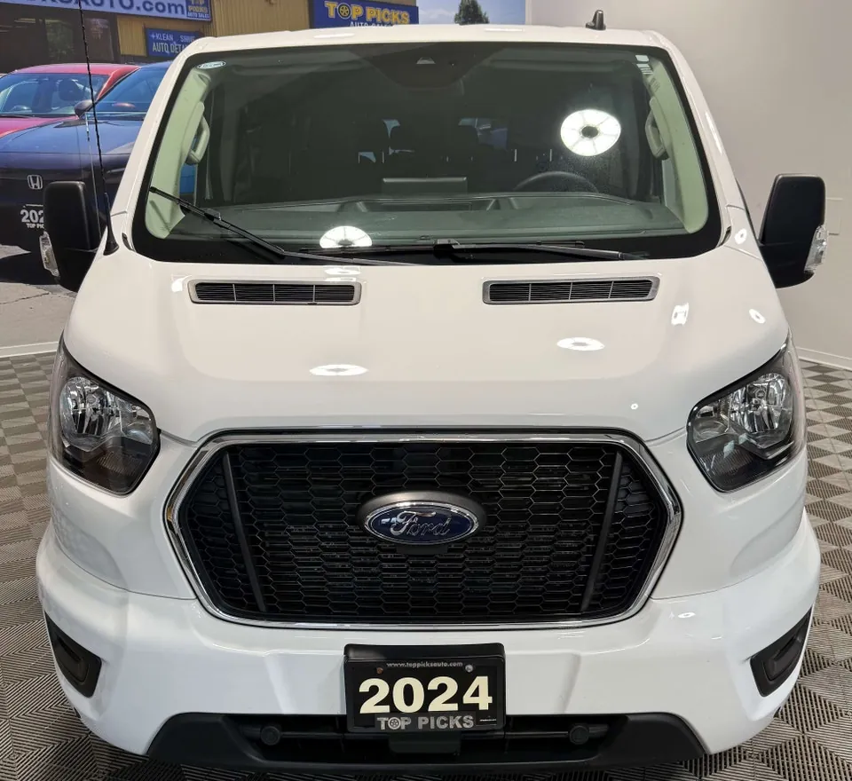 Ford Transit 2024 photo 2