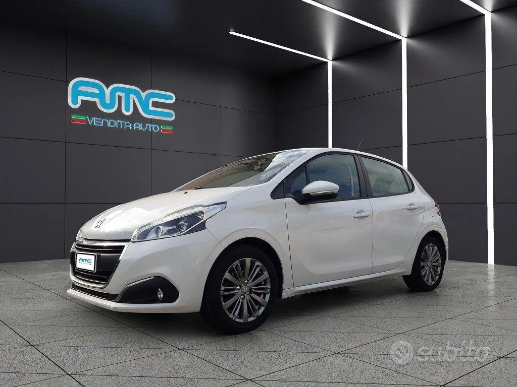 Peugeot 208 2017 photo 2