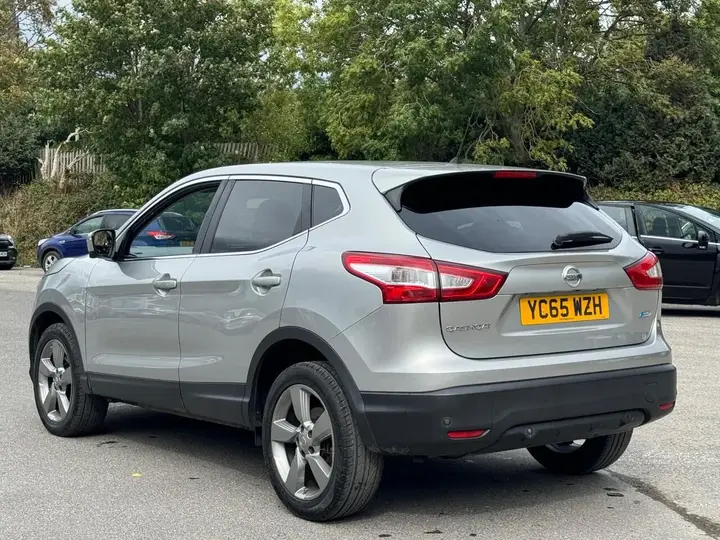 Nissan Qashqai 2015 photo 5