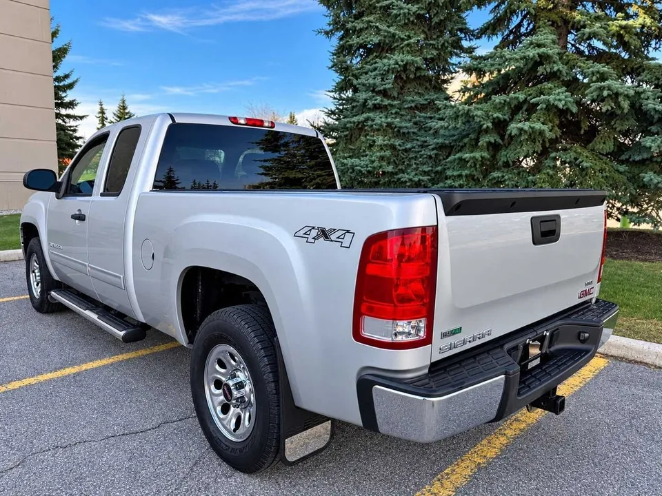 GMC Sierra 1500 2011 photo 3