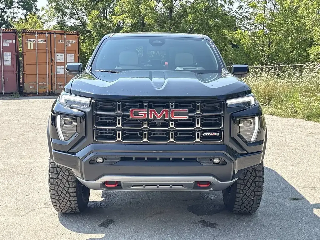 GMC Canyon 2026 photo 3