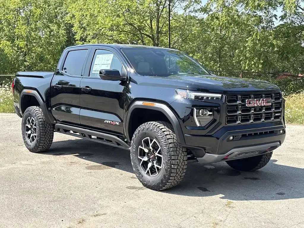 GMC Canyon 2026 photo 2
