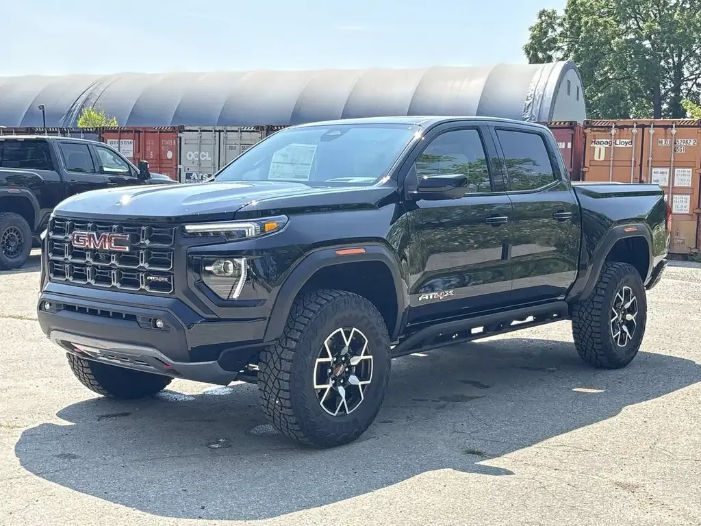 GMC Canyon 2026 photo 4