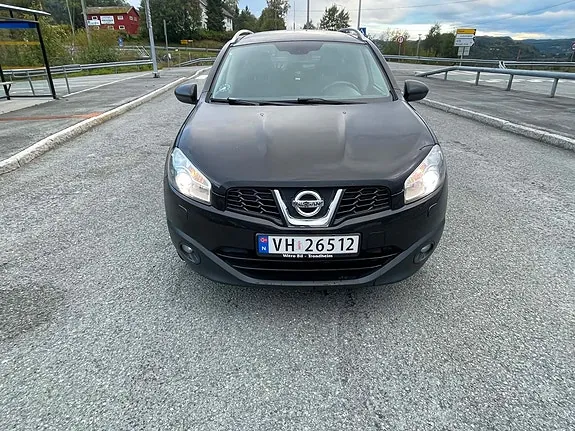 Nissan Qashqai+2 2011 photo 2