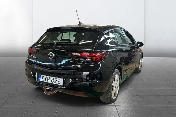 Opel Astra 2018 photo 3