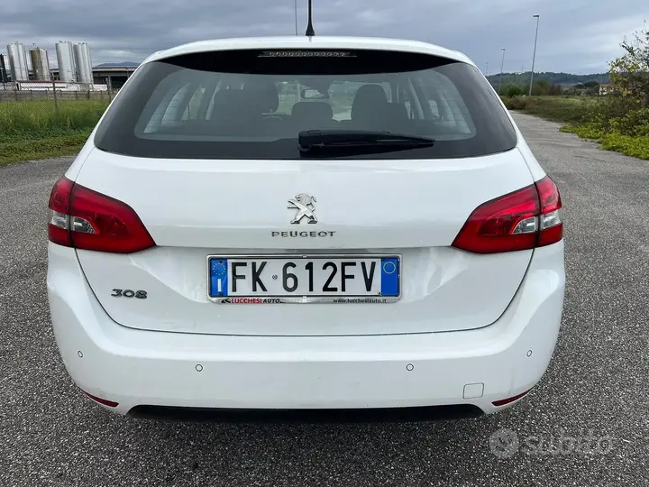 Peugeot 308 2017 photo 3