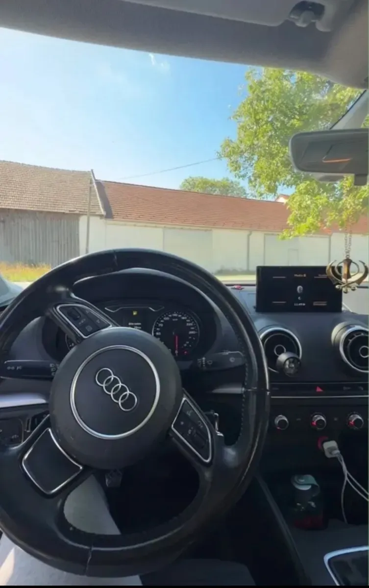 Audi A3 2015 photo 3
