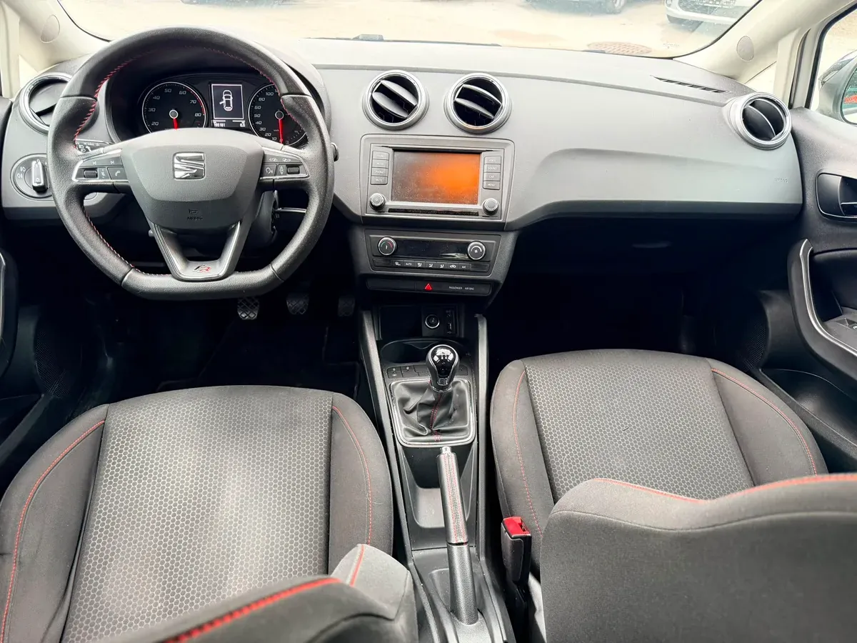 Seat Ibiza 2017 photo 3