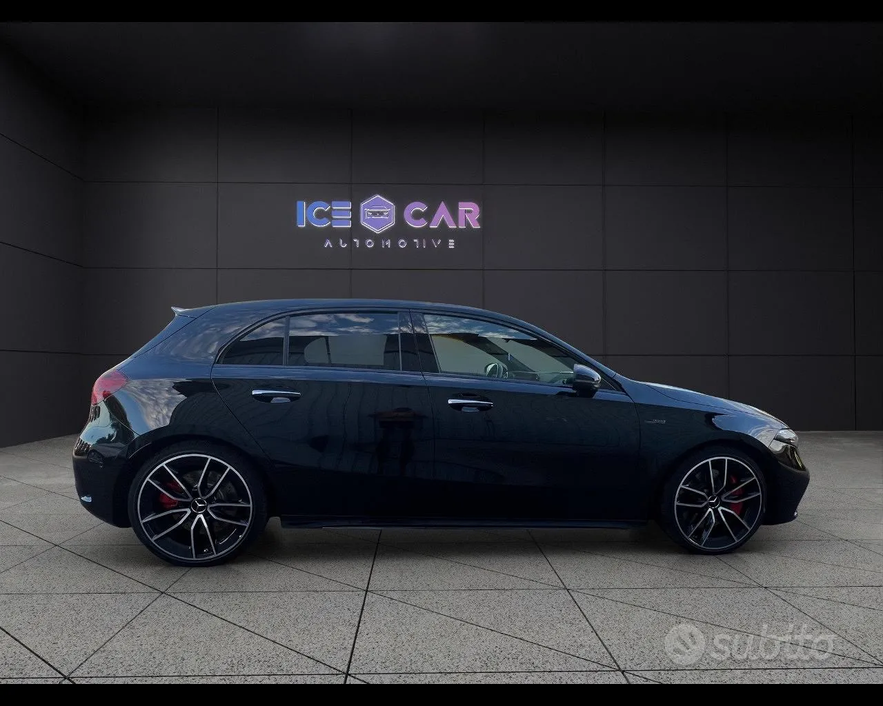 Mercedes-Benz A35 Amg 2023 photo 4