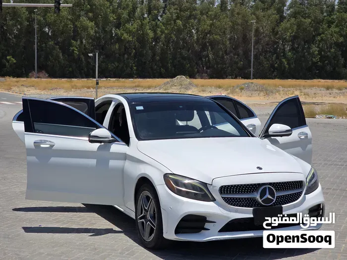 Mercedes-Benz C-Class 2019 photo 2
