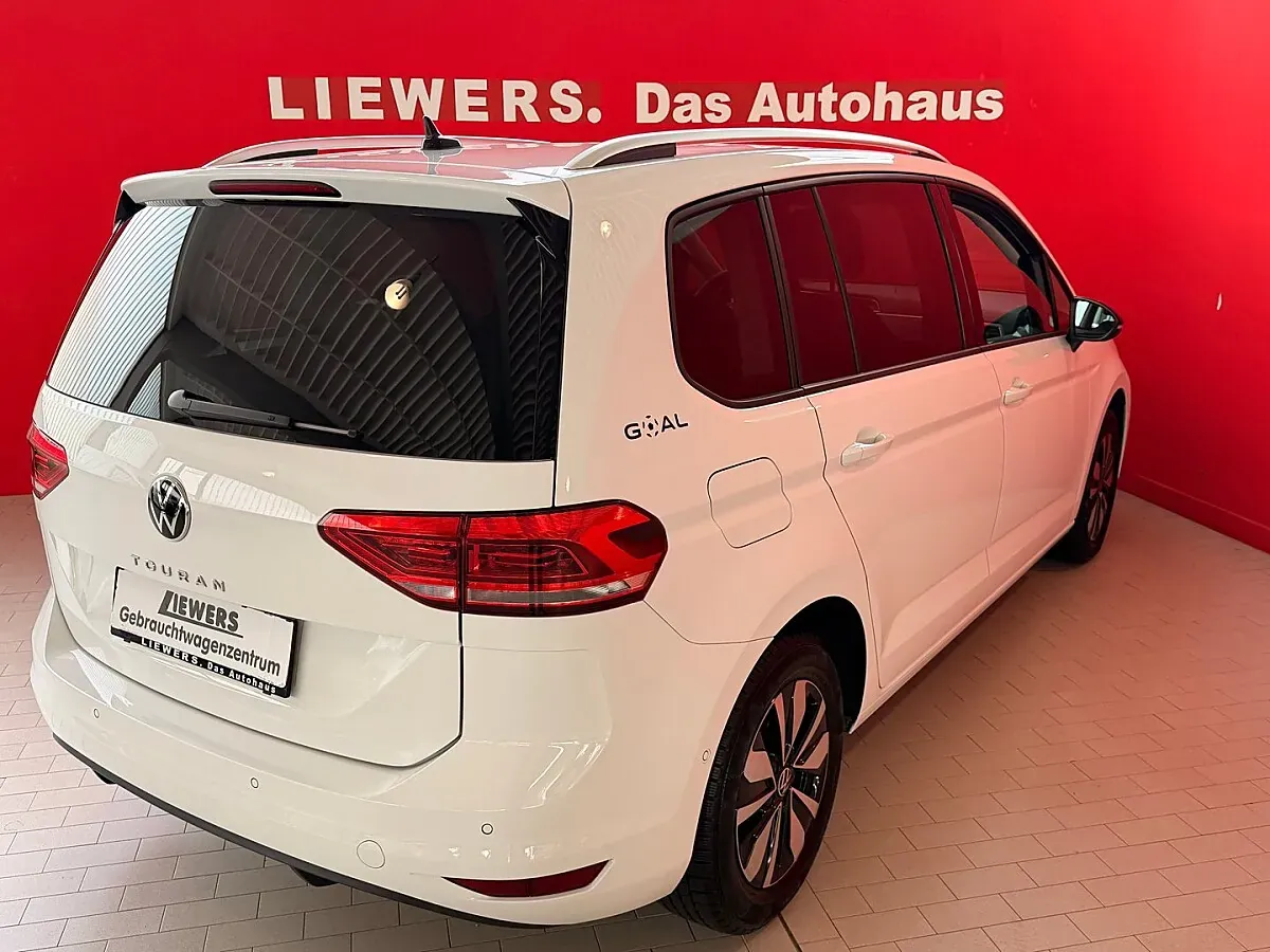 Volkswagen Touran 2025 photo 3