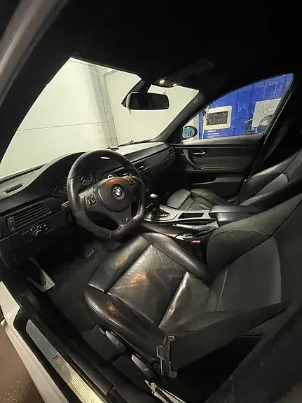 BMW 325D 2007 photo 4