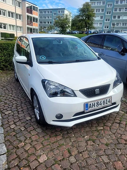 Seat Mii 2014 photo 2