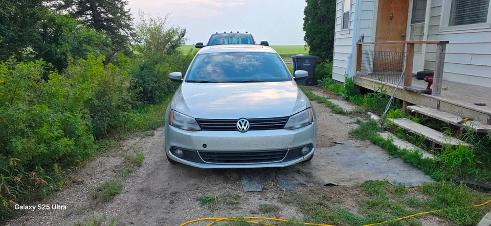 Volkswagen Jetta 2011 photo 2