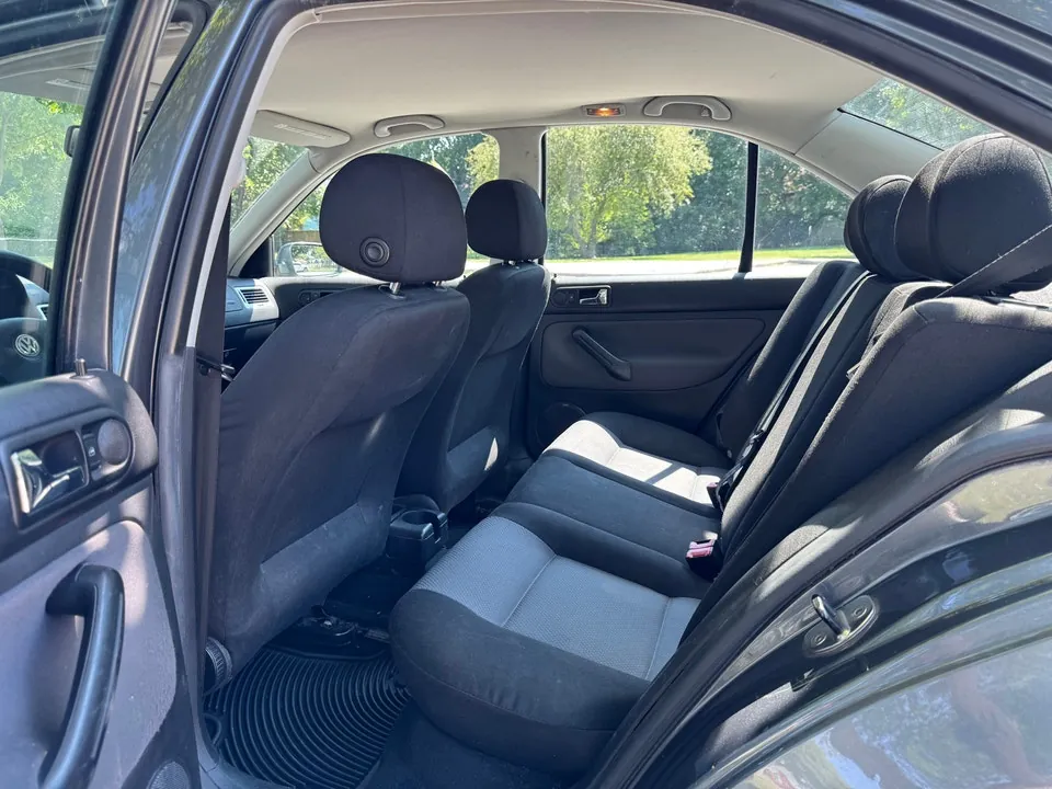 Volkswagen Jetta 2009 photo 4
