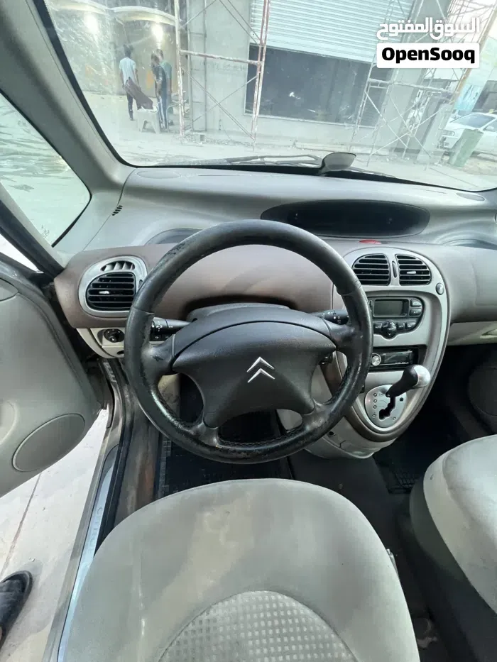 Citroen Xsara Picasso 2004 photo 2
