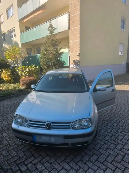 Volkswagen Golf 4