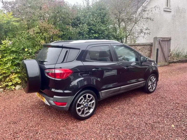 Ford Ecosport 2016 photo 2