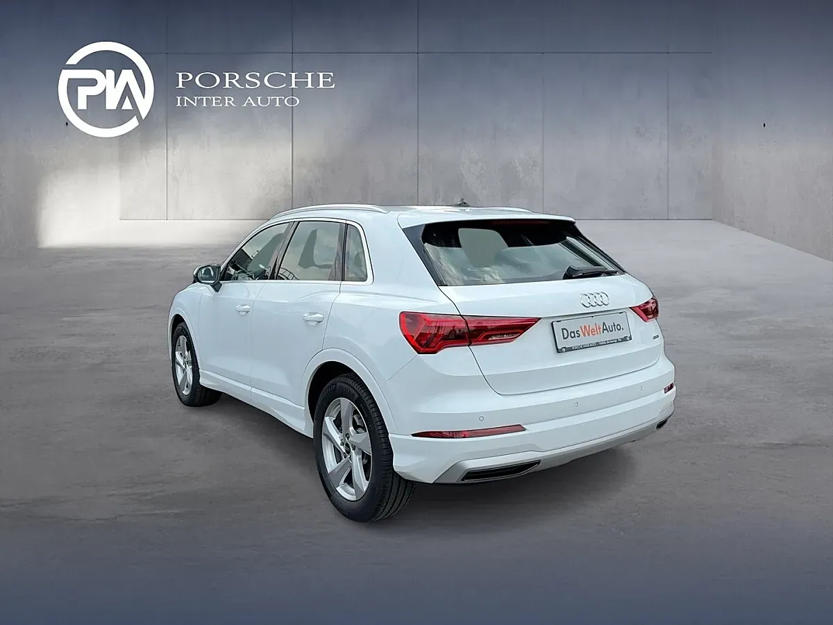 Audi Q3 2024 photo 3