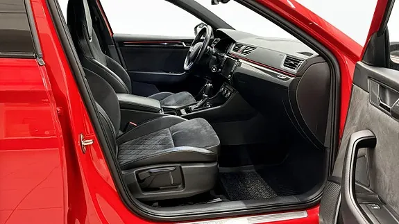 Skoda Superb 2017 photo 3