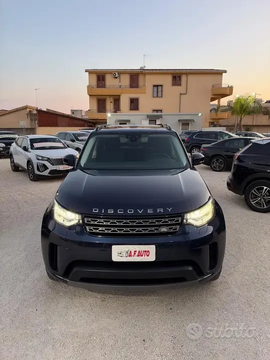 Land Rover Discovery 2018 photo 3