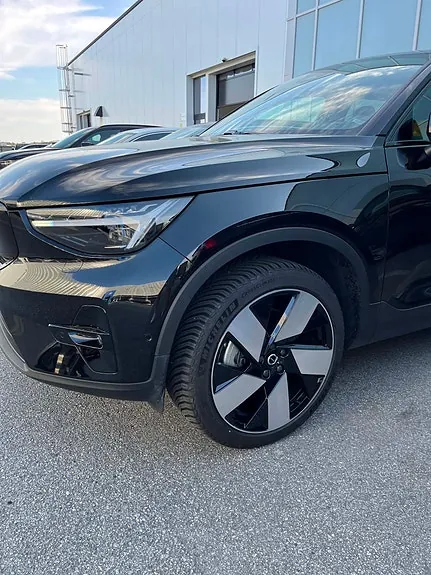 Volvo Xc40 2023 photo 4