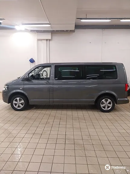 Volkswagen Caravelle 2012 photo 2