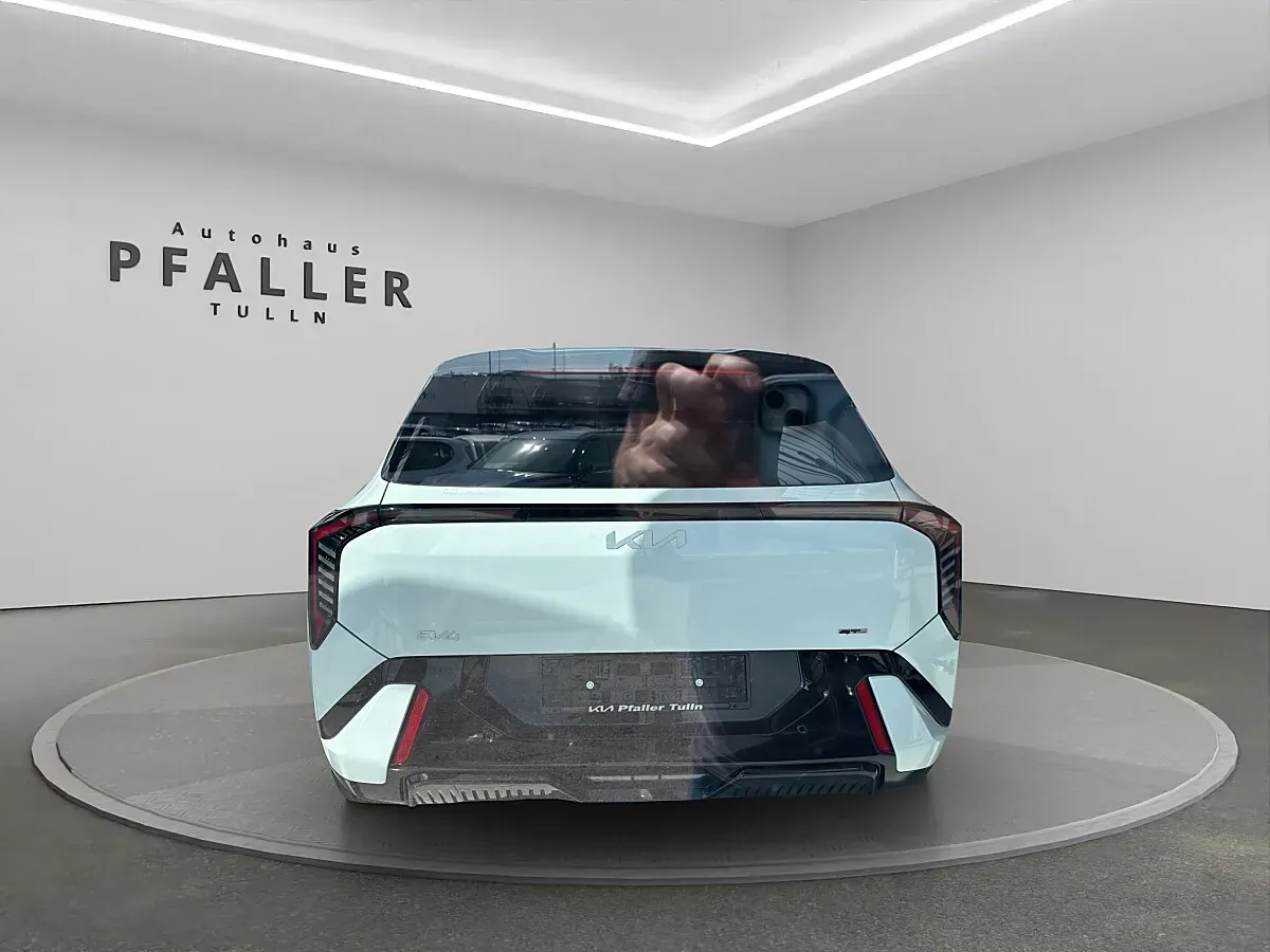 Kia Ev4 photo 2