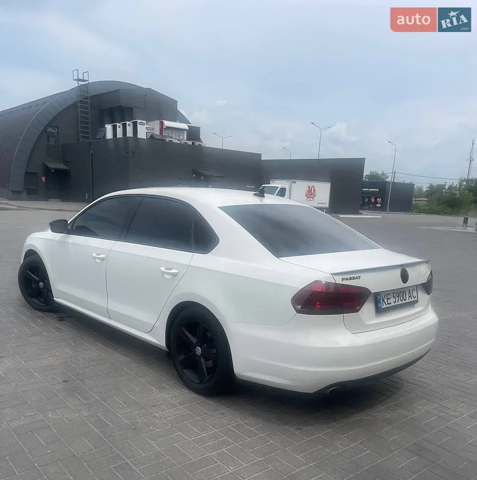 Volkswagen Passat 2013 photo 3