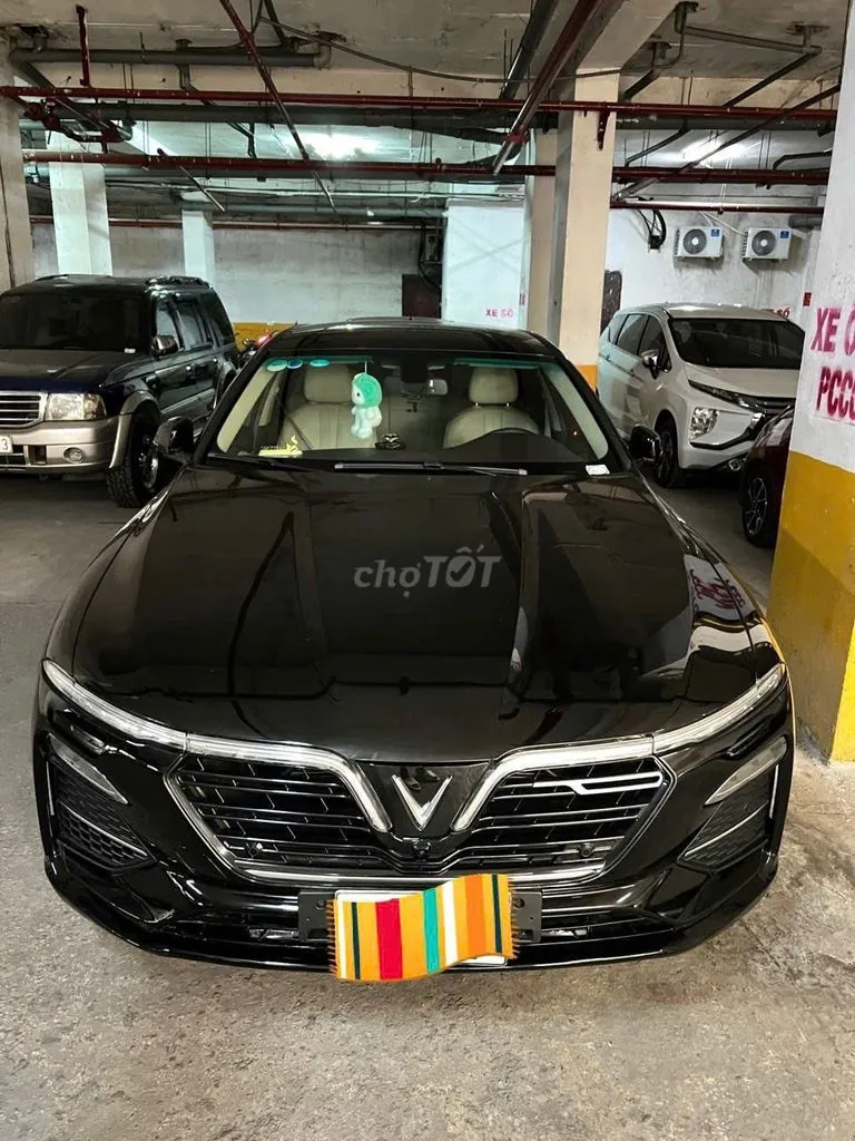Vinfast Lux A2.0