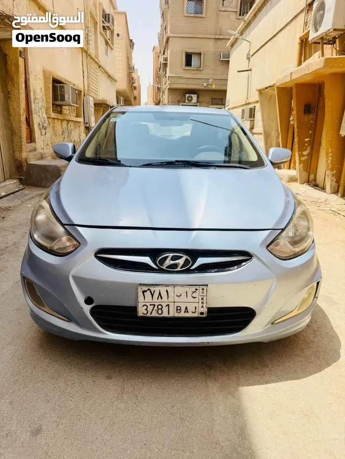 Hyundai Accent 2013 photo 5