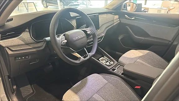 Skoda Octavia 2026 photo 3
