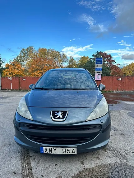 Peugeot 207 2006 photo 2