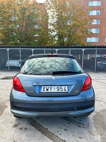Peugeot 207 2006 photo 3
