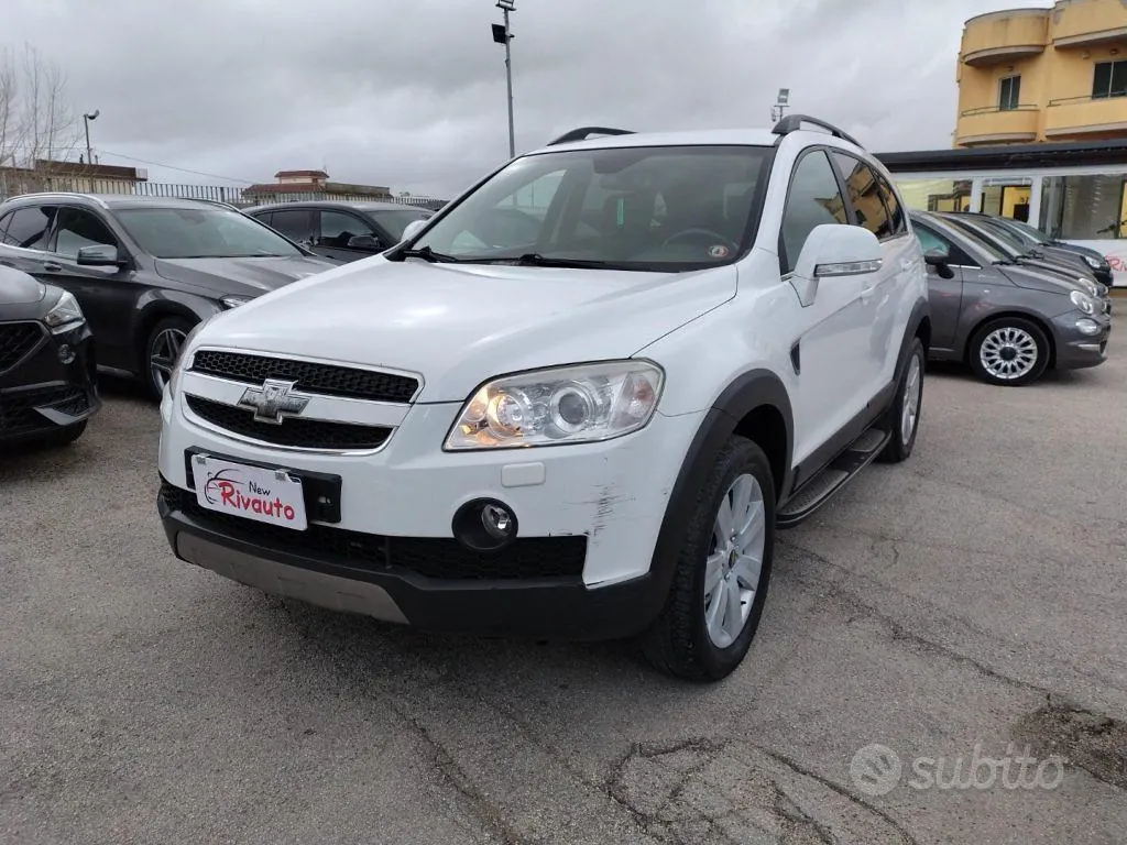Chevrolet Captiva 2010 photo 3