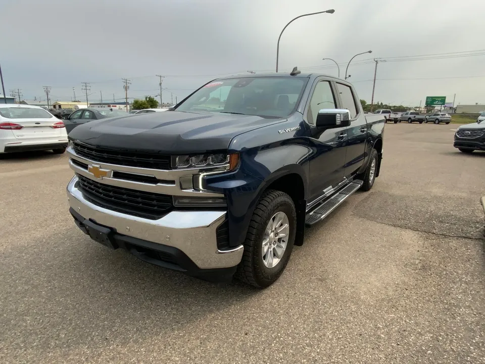 Chevrolet Silverado 1500 2022 photo 3