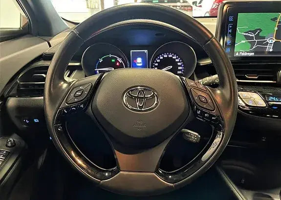 Toyota C-Hr 2018 photo 3